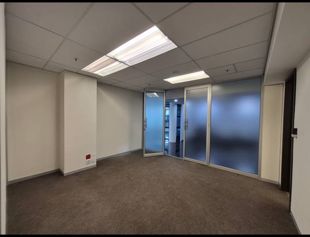 206M² OFFICE TO LET IN SANDTON CENTRAL
